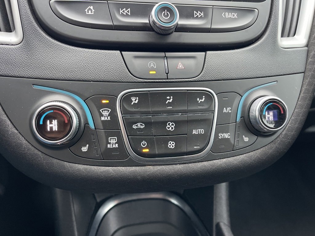 Used 2024 Chevrolet Malibu LT image 12