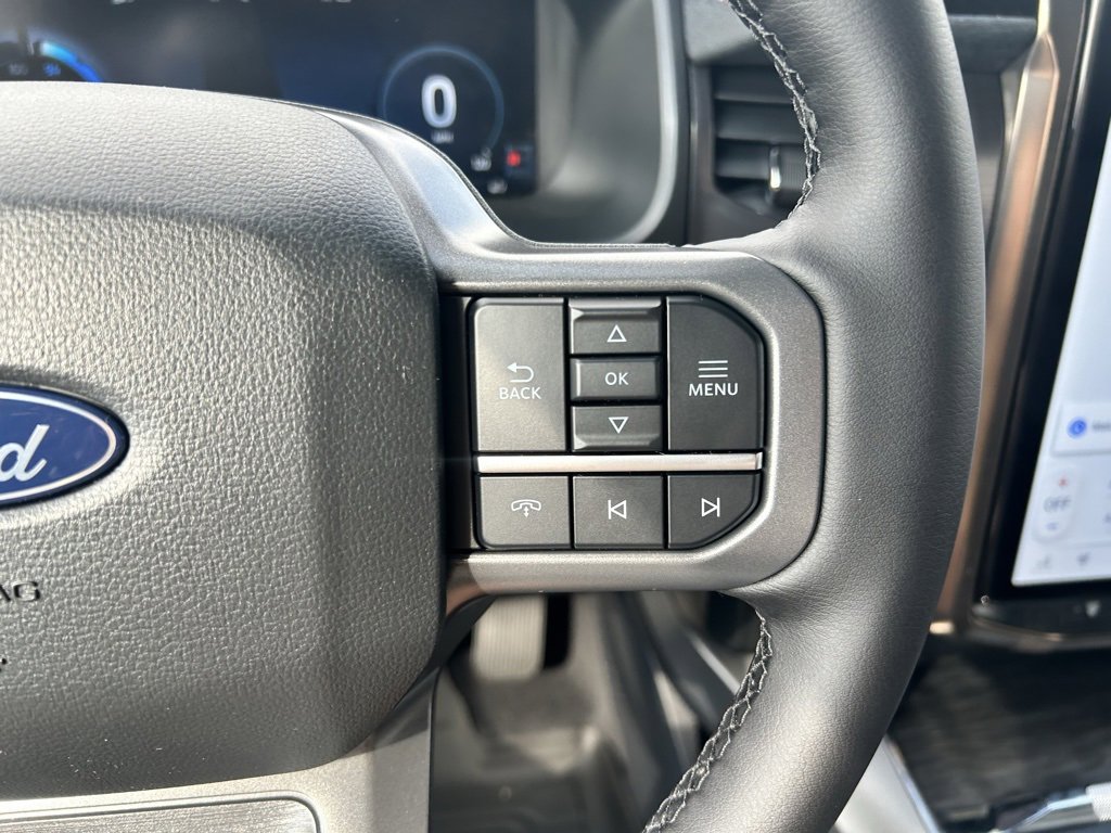 New 2025 Ford F150 Lightning Lariat image 25