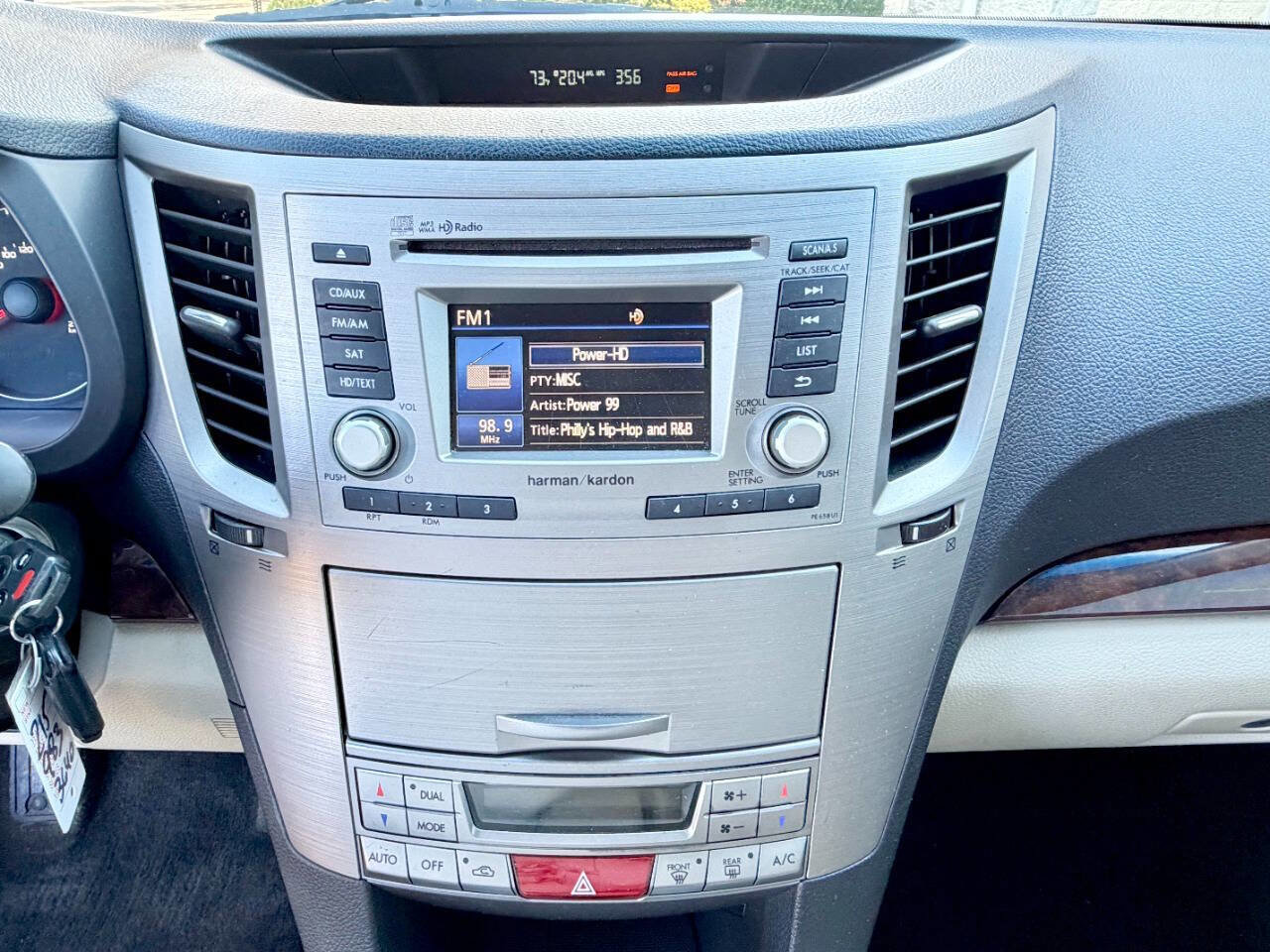 Used 2014 Subaru Legacy 2.5i Limited w/ Moonroof Package image 31