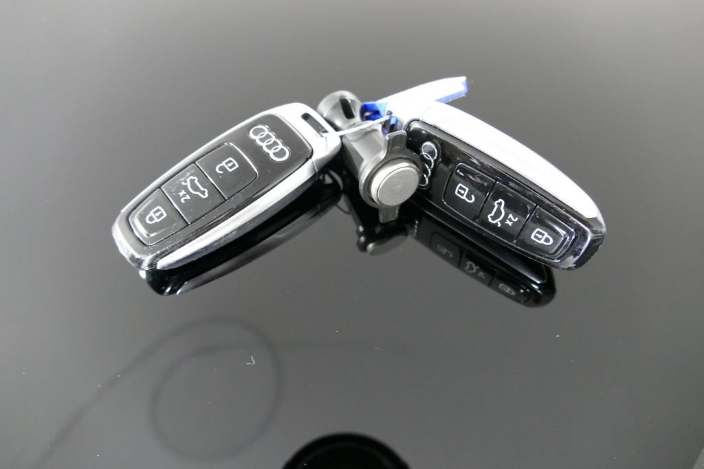 Used 2022 Audi RS 6 AWD/4WD image 28