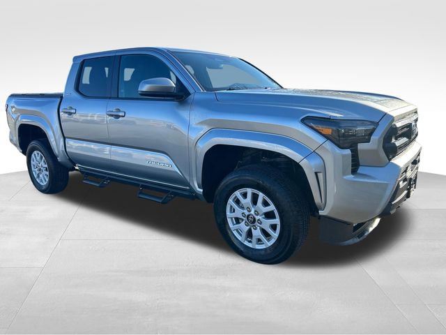 Certified 2024 Toyota Tacoma SR5 image 7