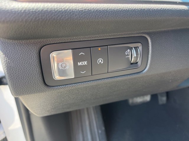 New 2026 Chevrolet Traverse LT w/ LPO, Floor Liner Package image 17