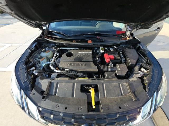 Used 2023 Nissan Rogue SV image 27