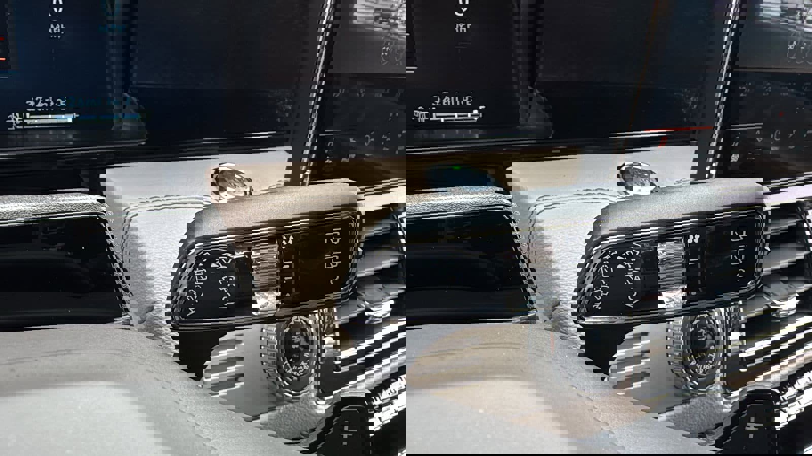 Used 2023 Lincoln Navigator Reserve w/ Equipment Group 201A image 16