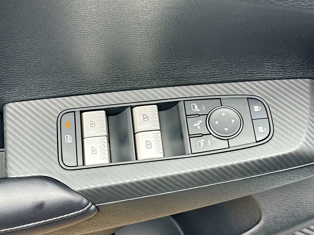 New 2026 Mitsubishi Outlander AWD image 18