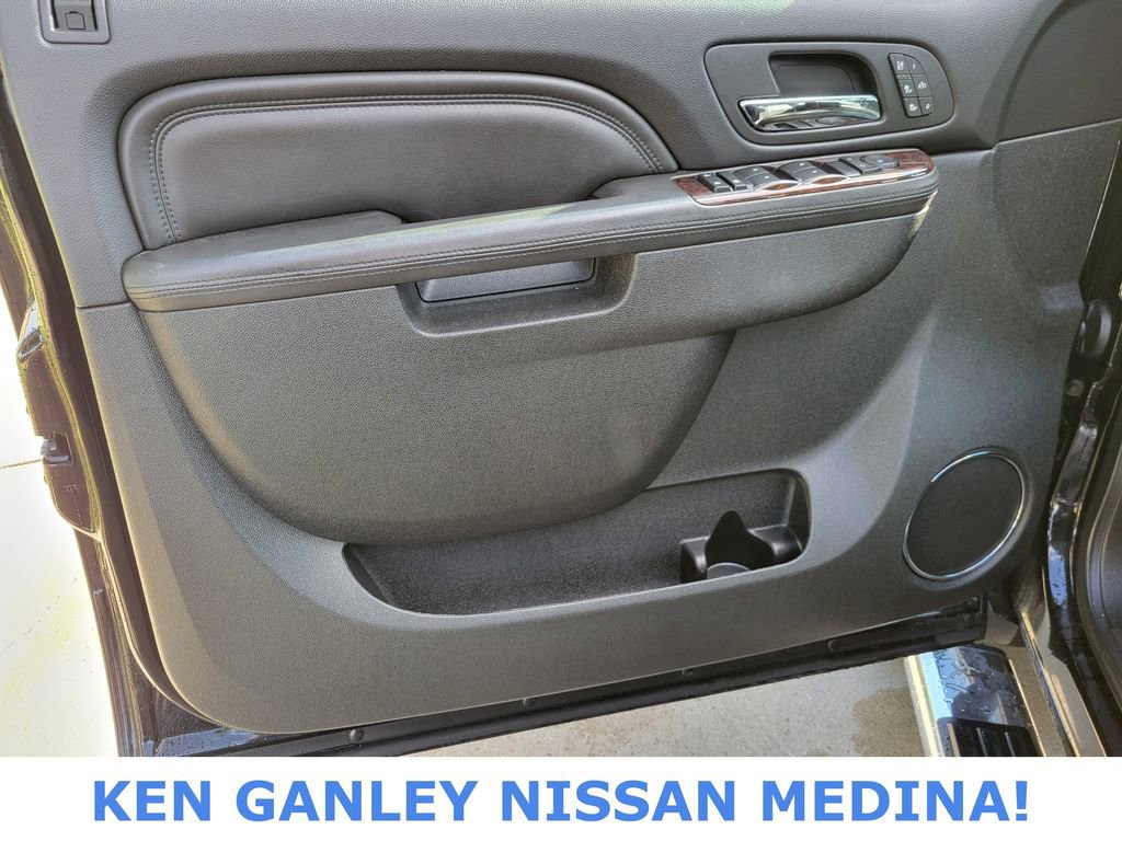 Used 2013 GMC Sierra 3500 Denali image 16