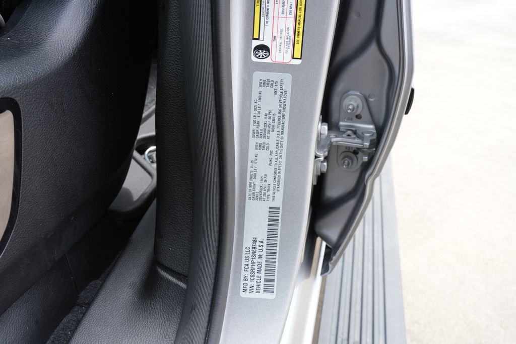 Used 2025 RAM 1500 Limited AWD/4WD image 29