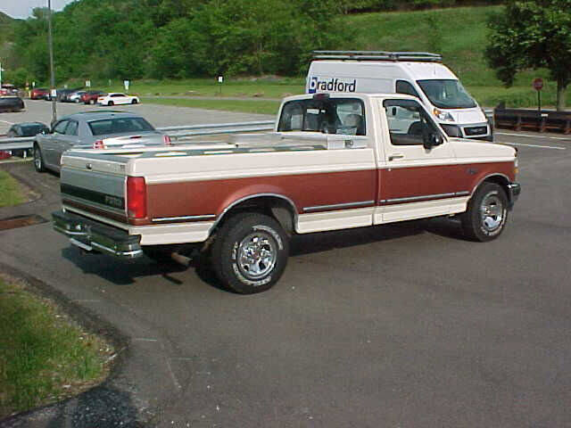Used 1994 Ford F150 XLT image 8