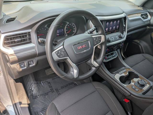 Used 2021 GMC Acadia SLE w/ Driver Convenience Package FWD image 10