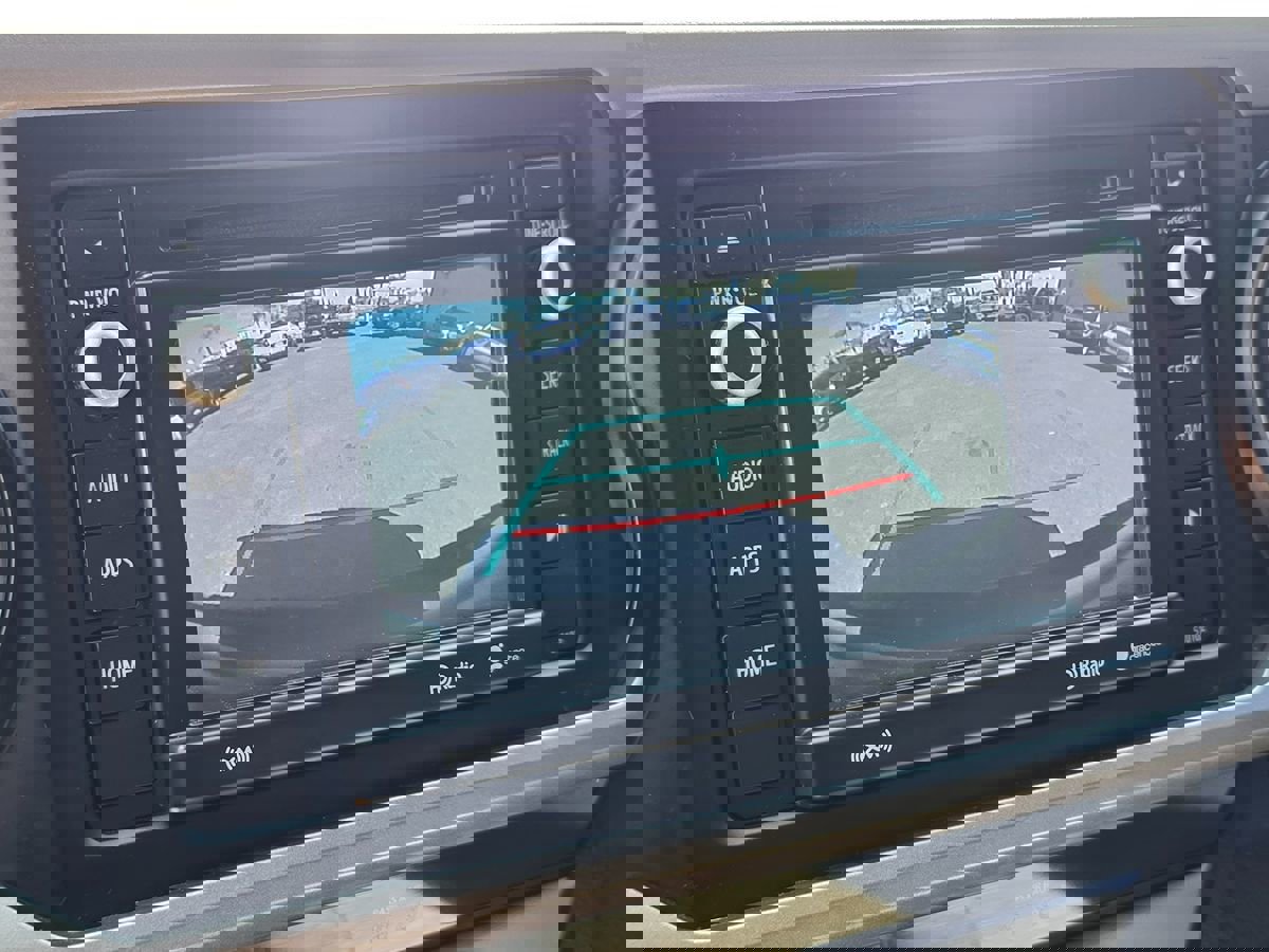 Used 2018 Toyota Tacoma SR5 image 30