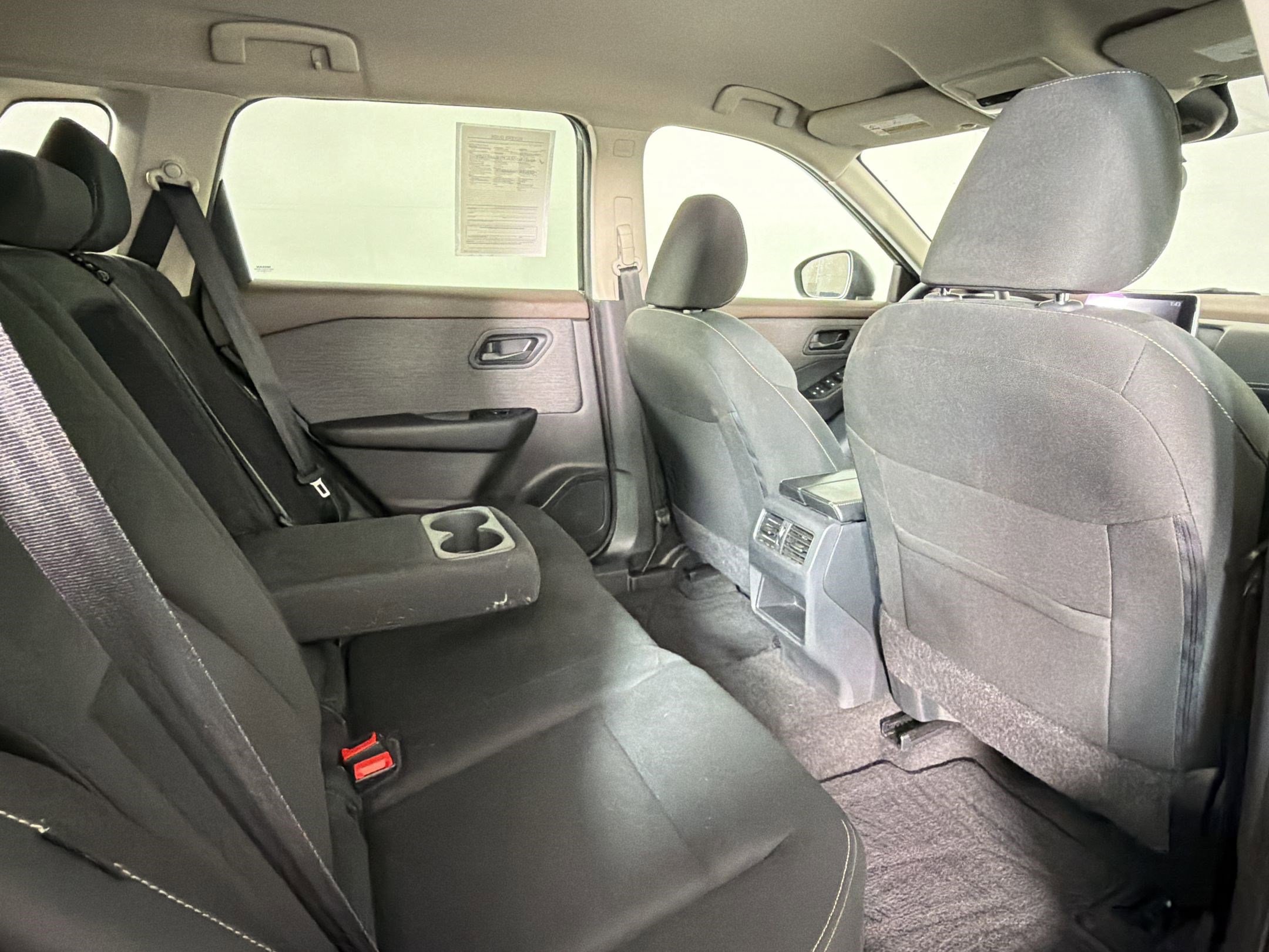 Used 2023 Nissan Rogue S AWD/4WD image 26