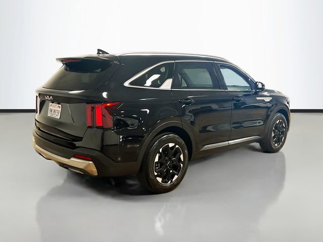 Used 2024 Kia Sorento S w/ Panoramic Sunroof Package image 7
