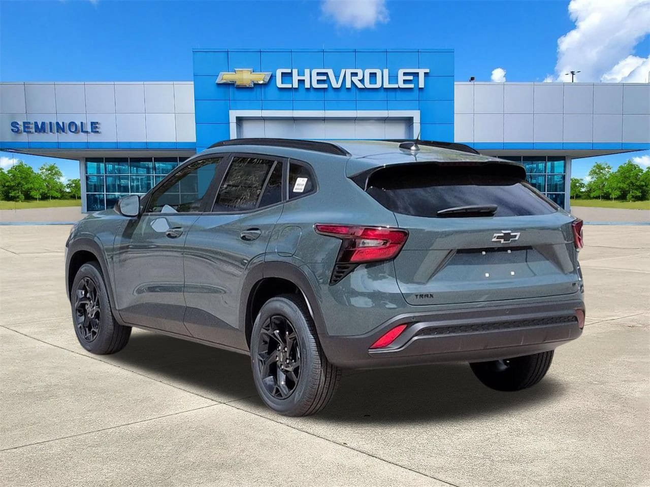 New 2026 Chevrolet Trax LT w/ Driver Confidence Package FWD image 3