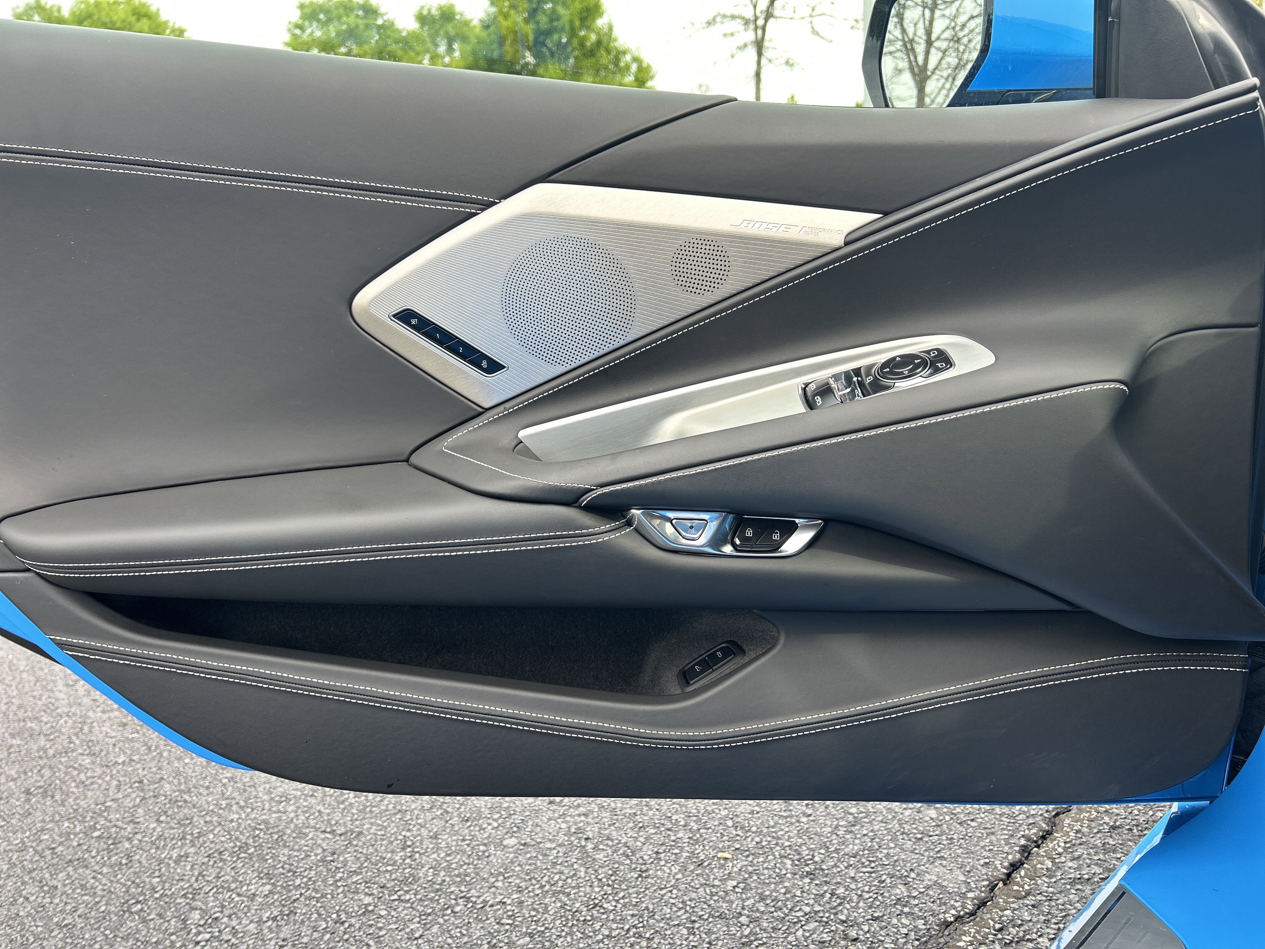 Used 2024 Chevrolet Corvette Stingray Premium Cpe w/ Z51 Performance Package image 22