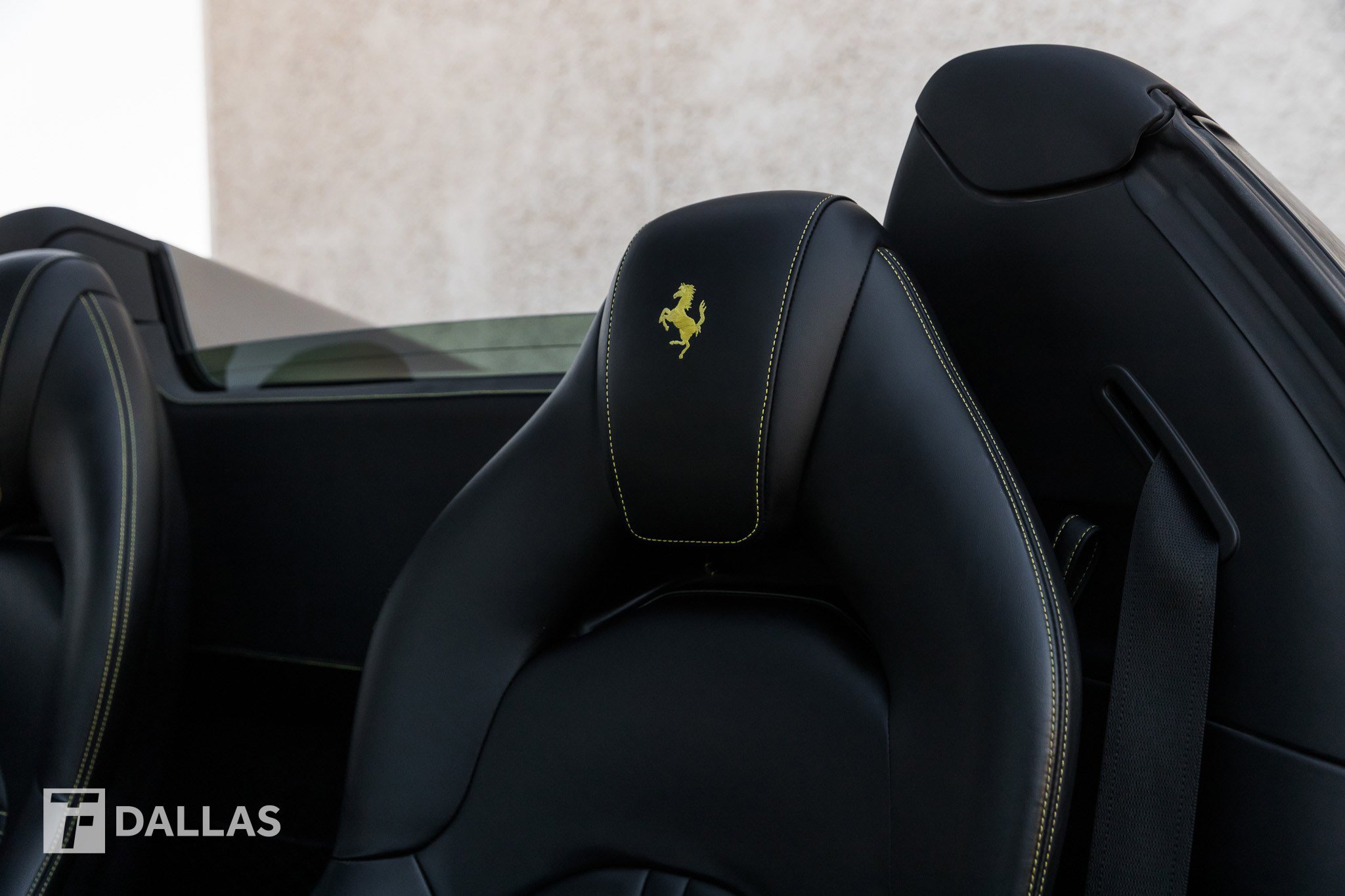 Used 2019 Ferrari 488 Spider image 35