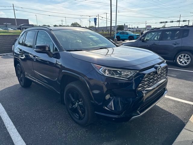 Certified 2020 Toyota RAV4 XSE w/ All Weather Liner Package AWD/4WD image 21