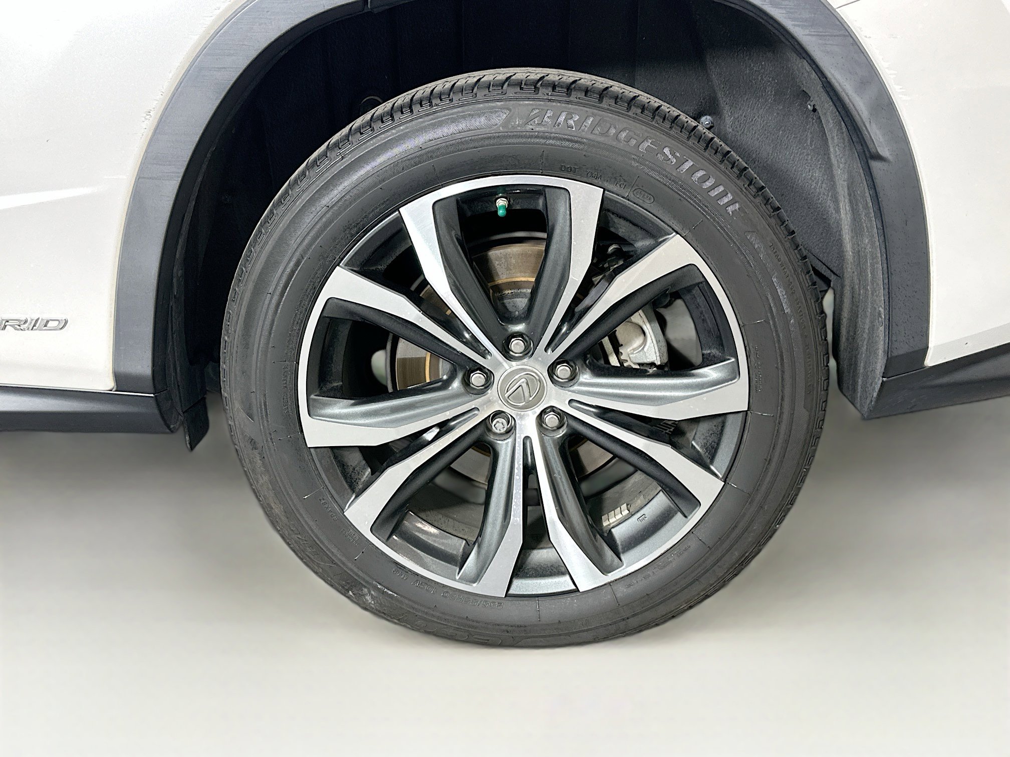 Used 2017 Lexus RX 450h AWD w/ Cold Weather Package image 11