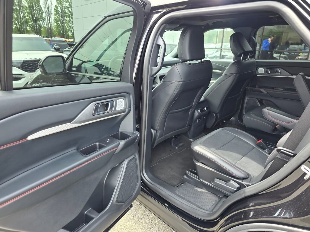 New 2026 Ford Explorer ST w/ Sun And Sound Package AWD/4WD image 15
