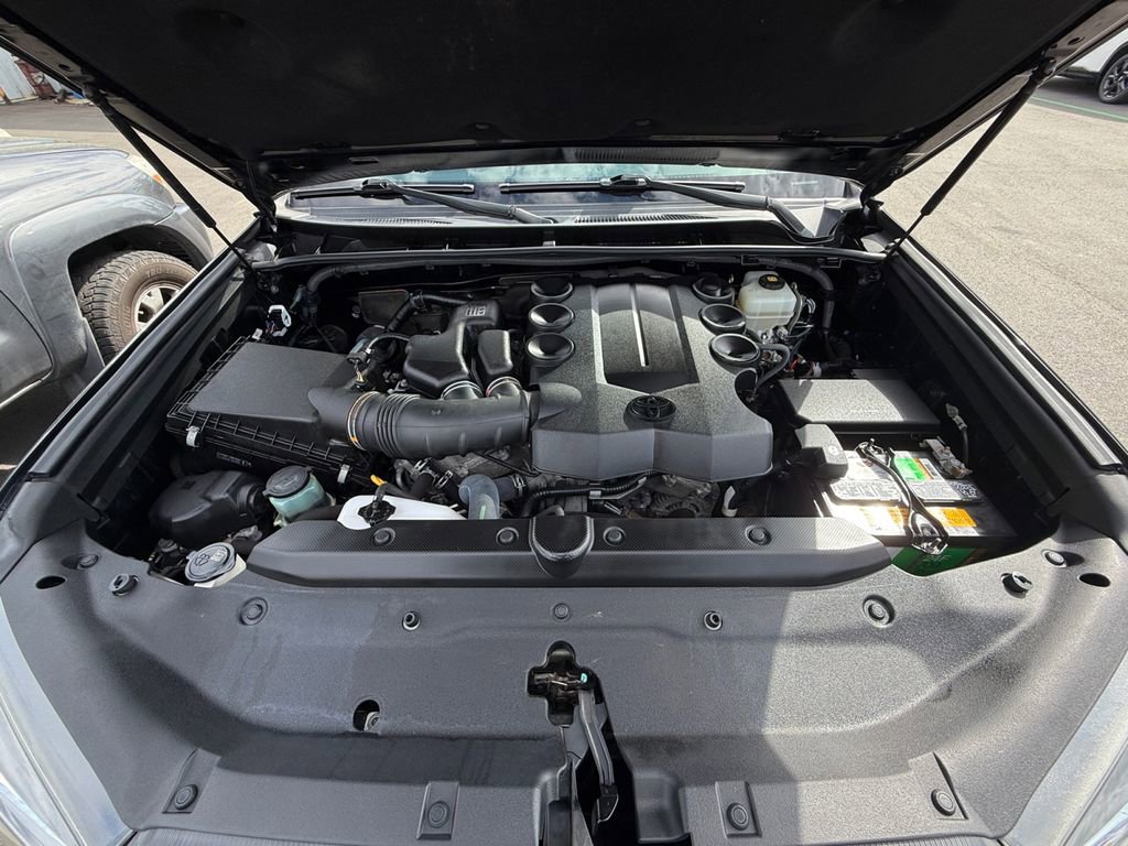 Used 2018 Toyota 4Runner Limited image 28