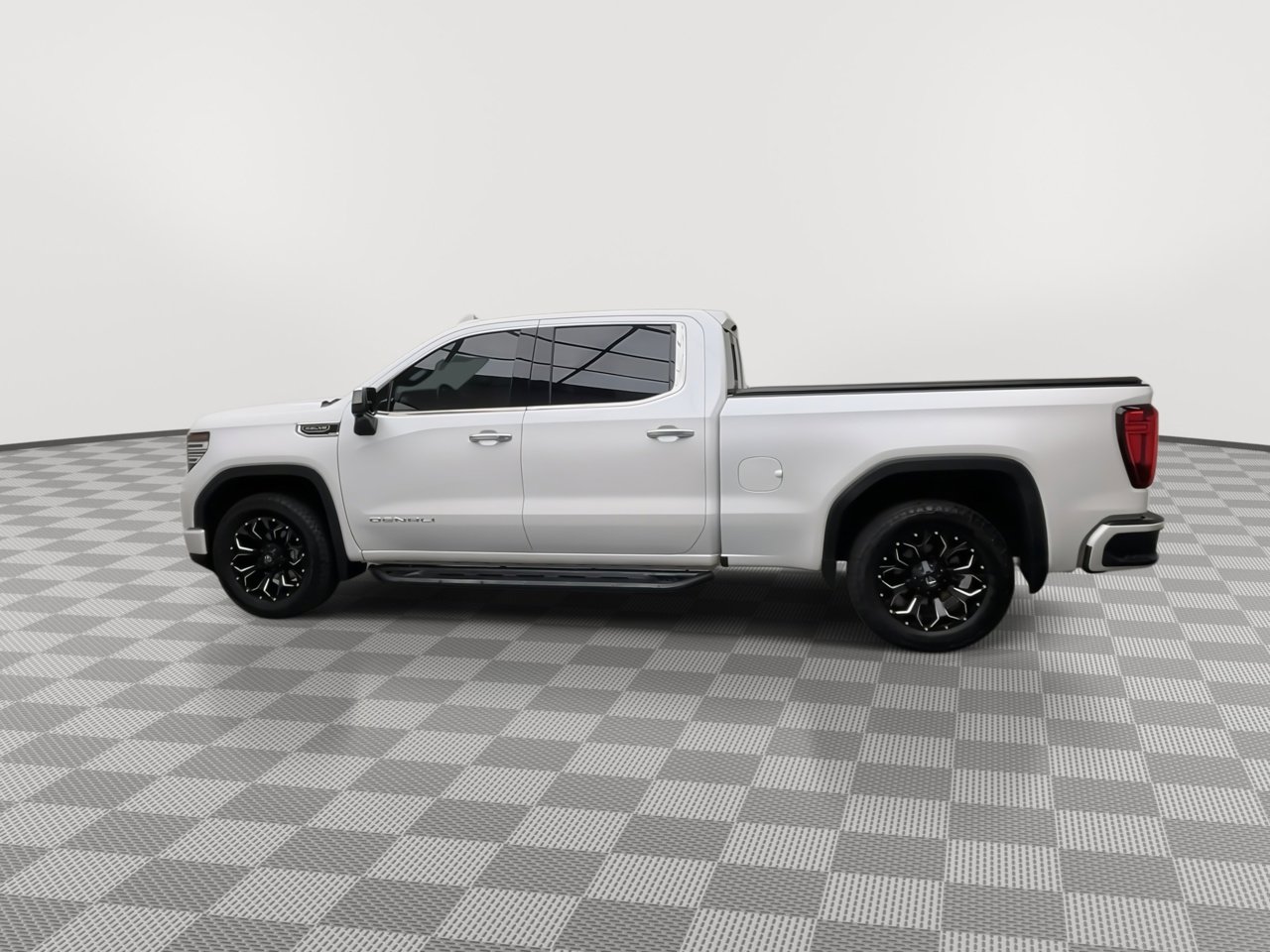 Used 2024 GMC Sierra 1500 Denali AWD/4WD image 43