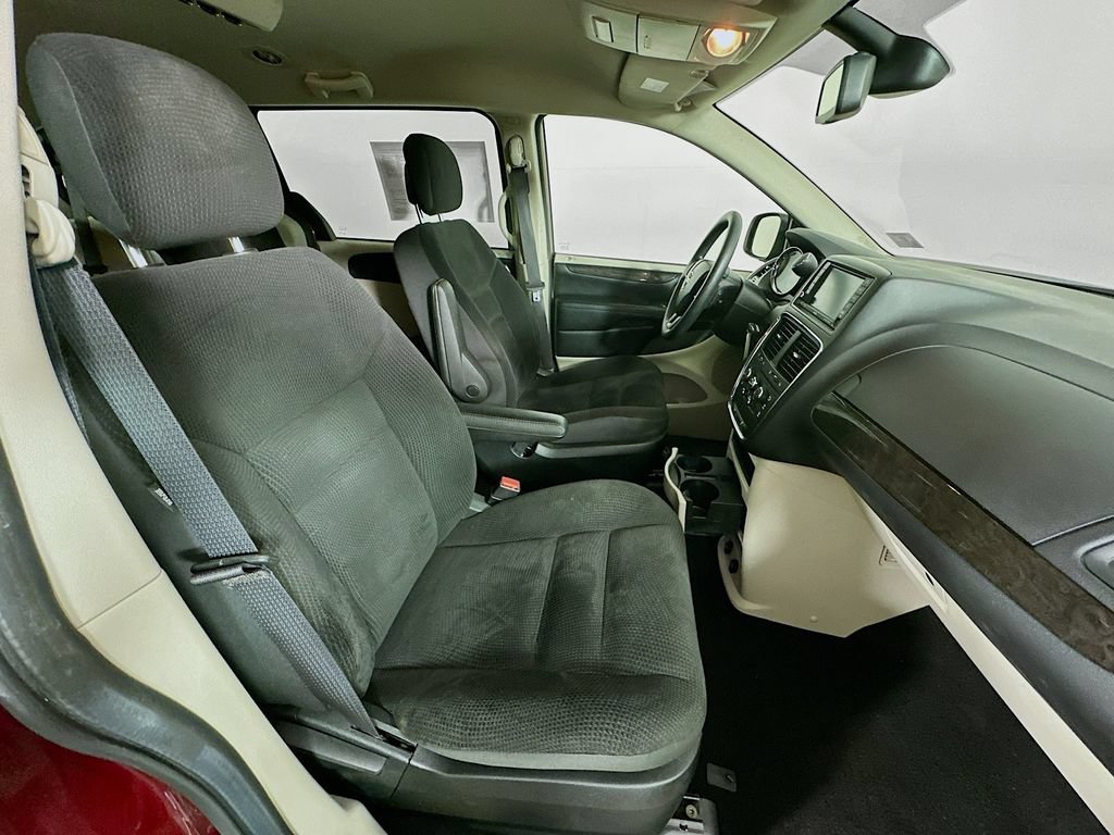 Certified 2019 Dodge Grand Caravan SE w/ UConnect Hands-Free Group FWD image 34