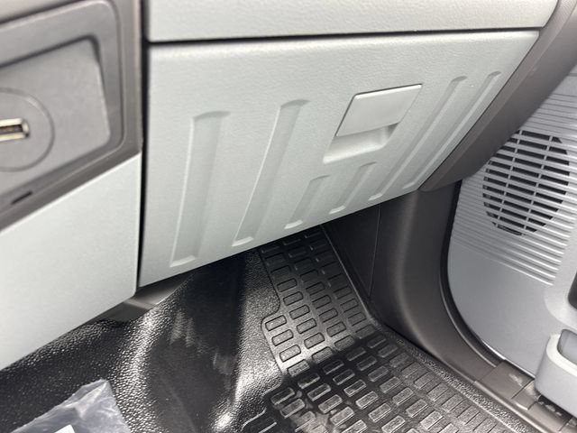 New 2027 Ford F750 2WD Regular Cab Super Duty image 26