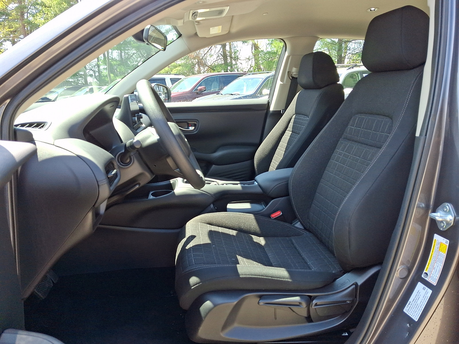 Used 2024 Honda HR-V LX image 14