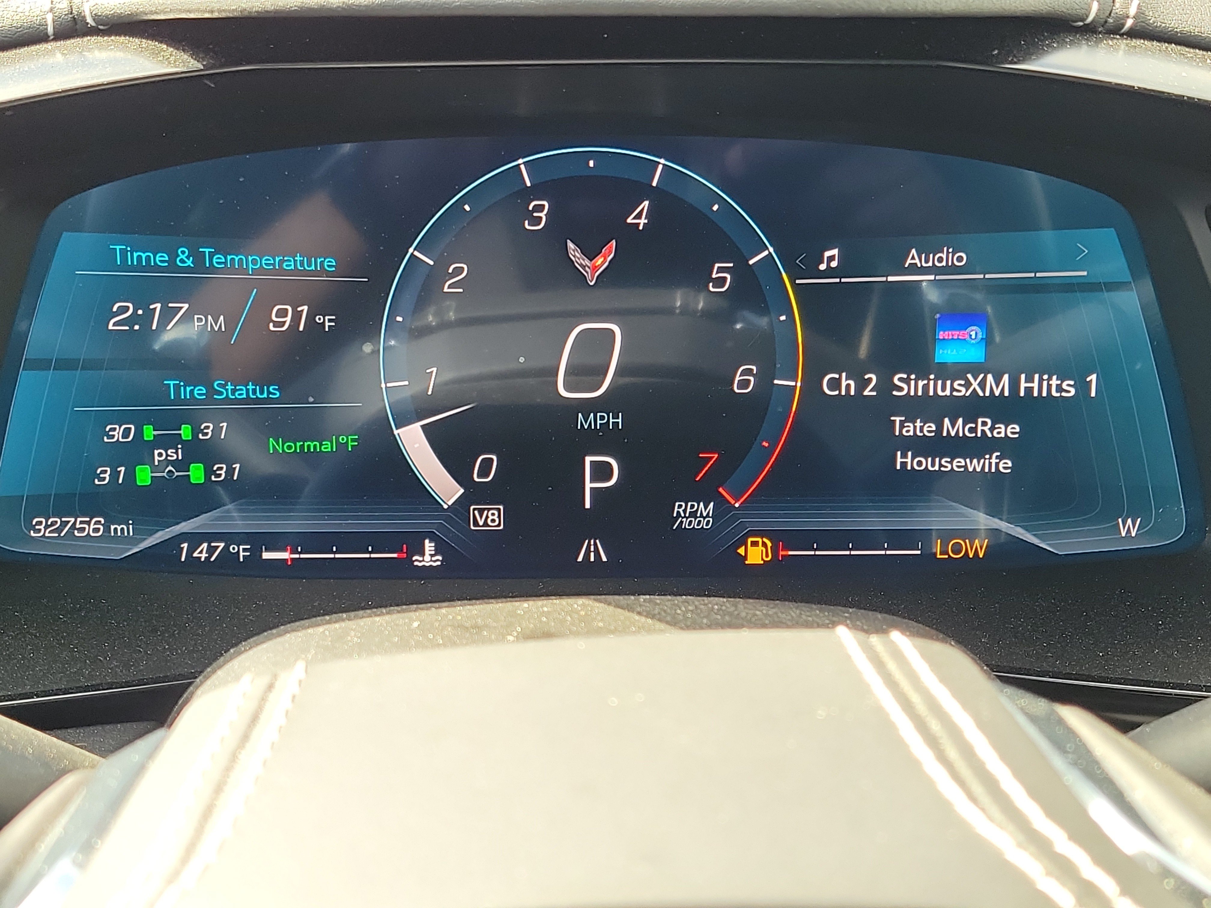 Used 2025 Chevrolet Corvette Stingray Preferred Cpe w/ 2LT RWD image 14
