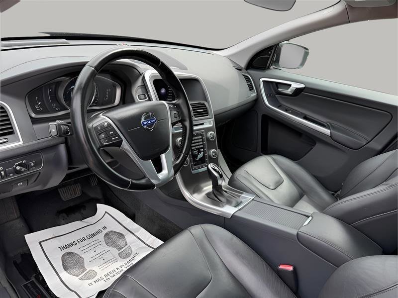 Used 2015 Volvo XC60 T5 Platinum FWD image 14