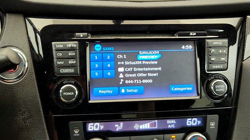 Used 2016 Nissan Rogue SL w/ SL Premium Package AWD/4WD image 18
