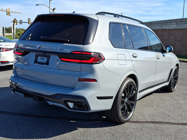New 2026 BMW X7 xDrive40i w/ M Sport Package image 4