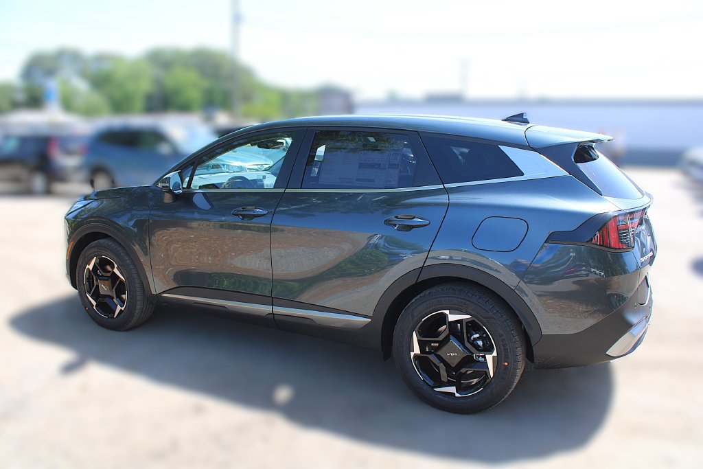 New 2027 Kia Sportage EX FWD image 13
