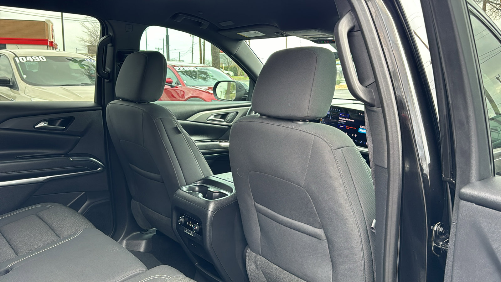 Used 2024 Chevrolet Traverse LS w/ Midnight/Sport Edition image 23