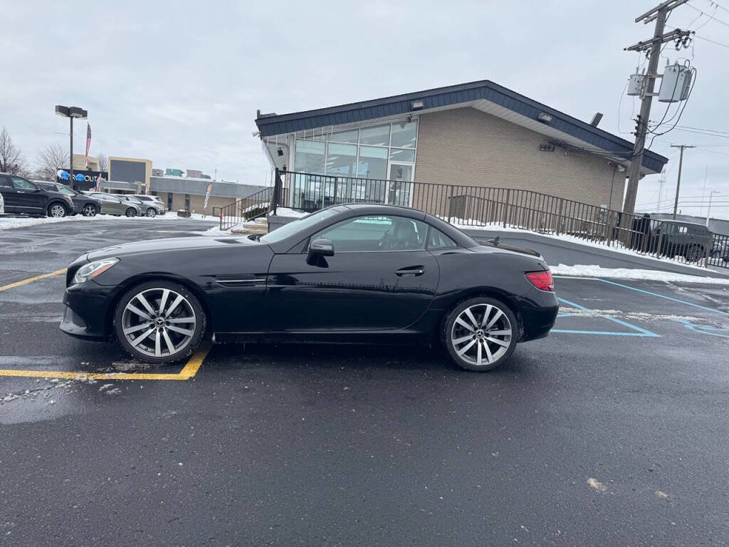 Used 2018 Mercedes-Benz SLC 300 image 29