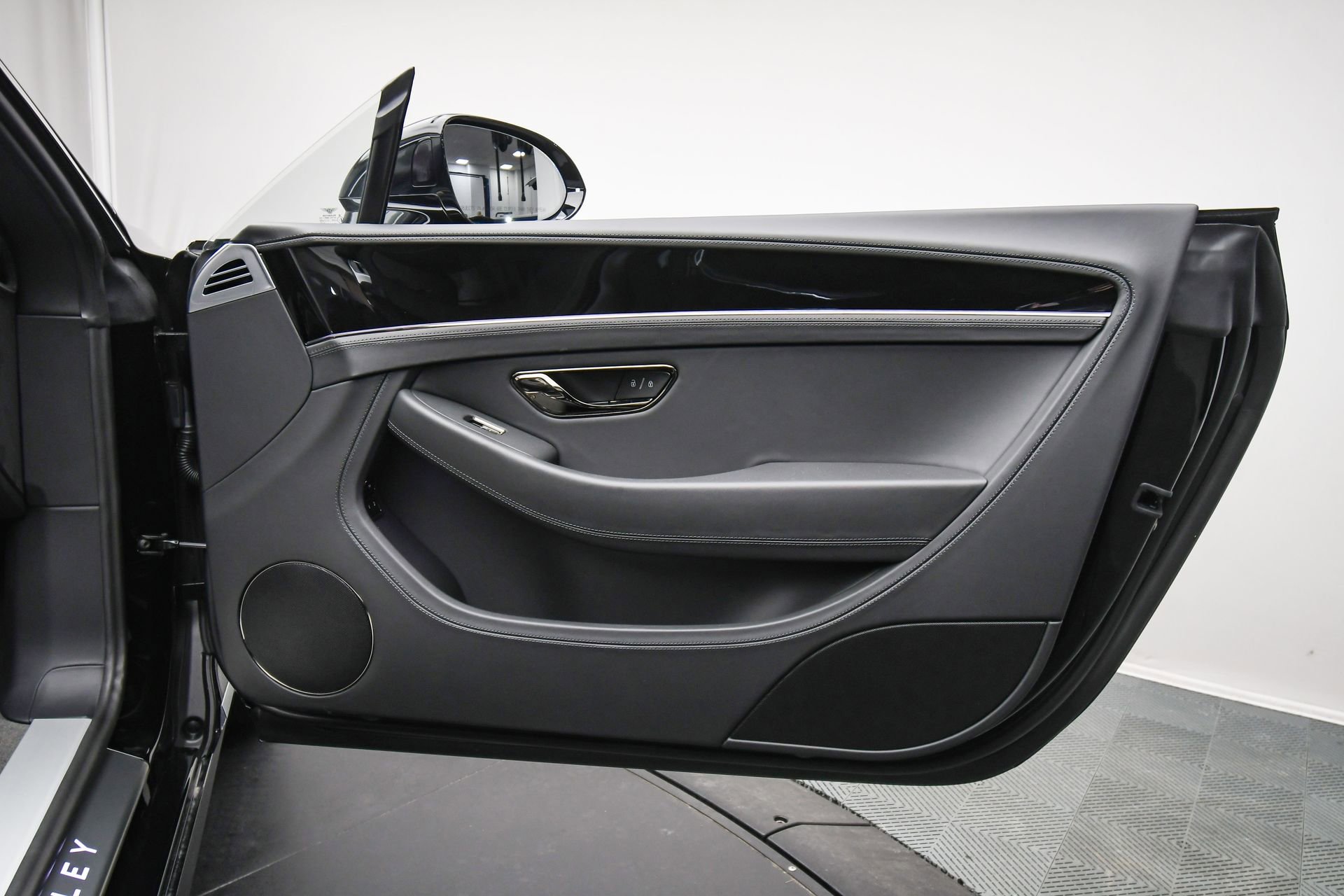 New 2026 Bentley Continental GTC image 41