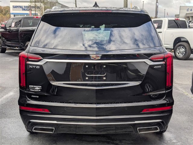 Used 2025 Cadillac XT6 Premium Luxury image 6