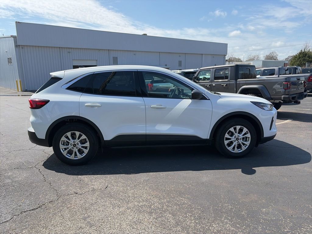 Used 2024 Ford Escape Active image 8
