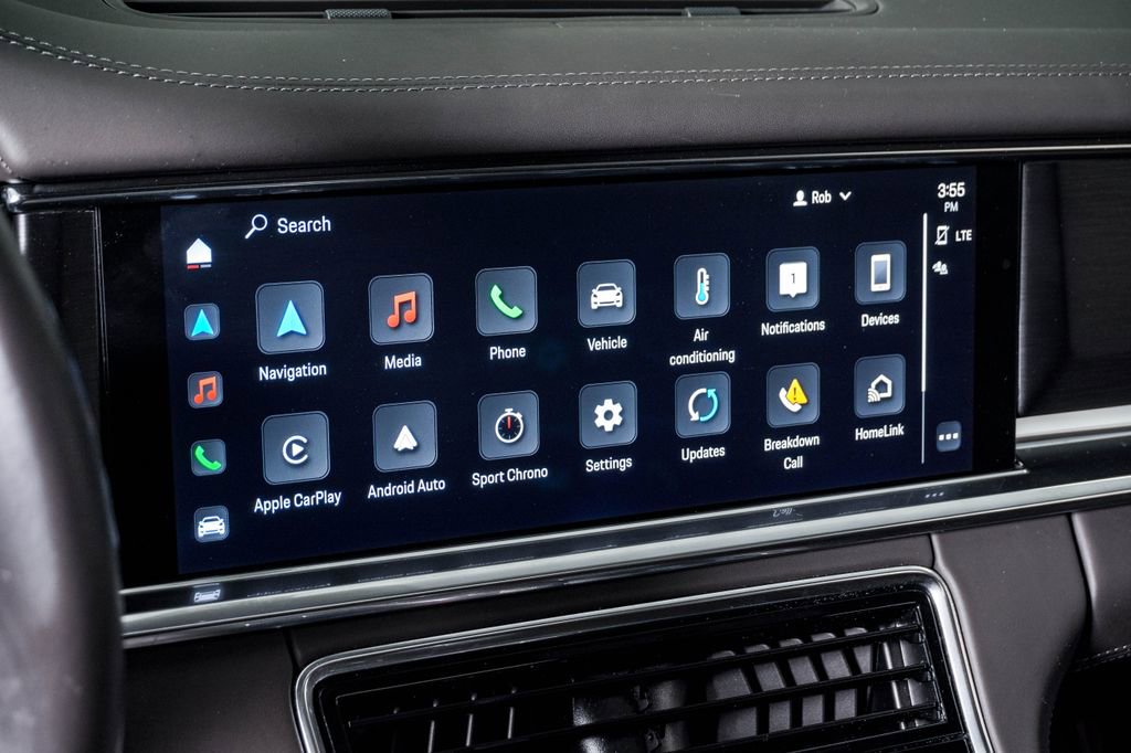 Certified 2023 Porsche Panamera 4 Platinum Edition image 22