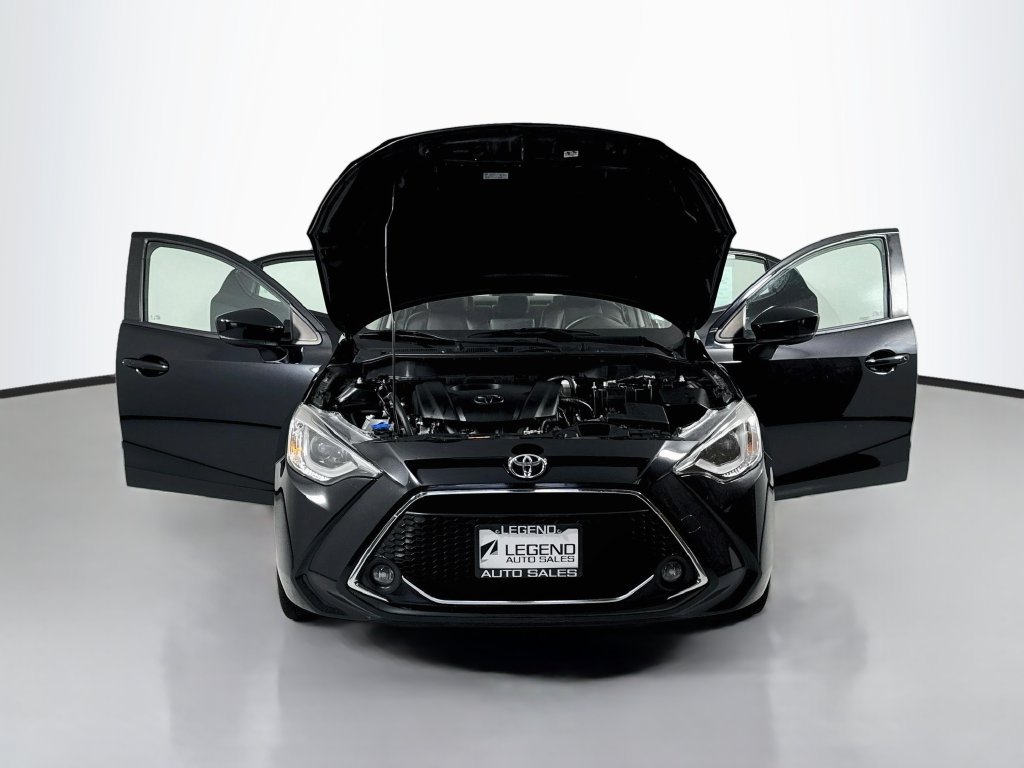 Used 2019 Toyota Yaris XLE FWD image 18
