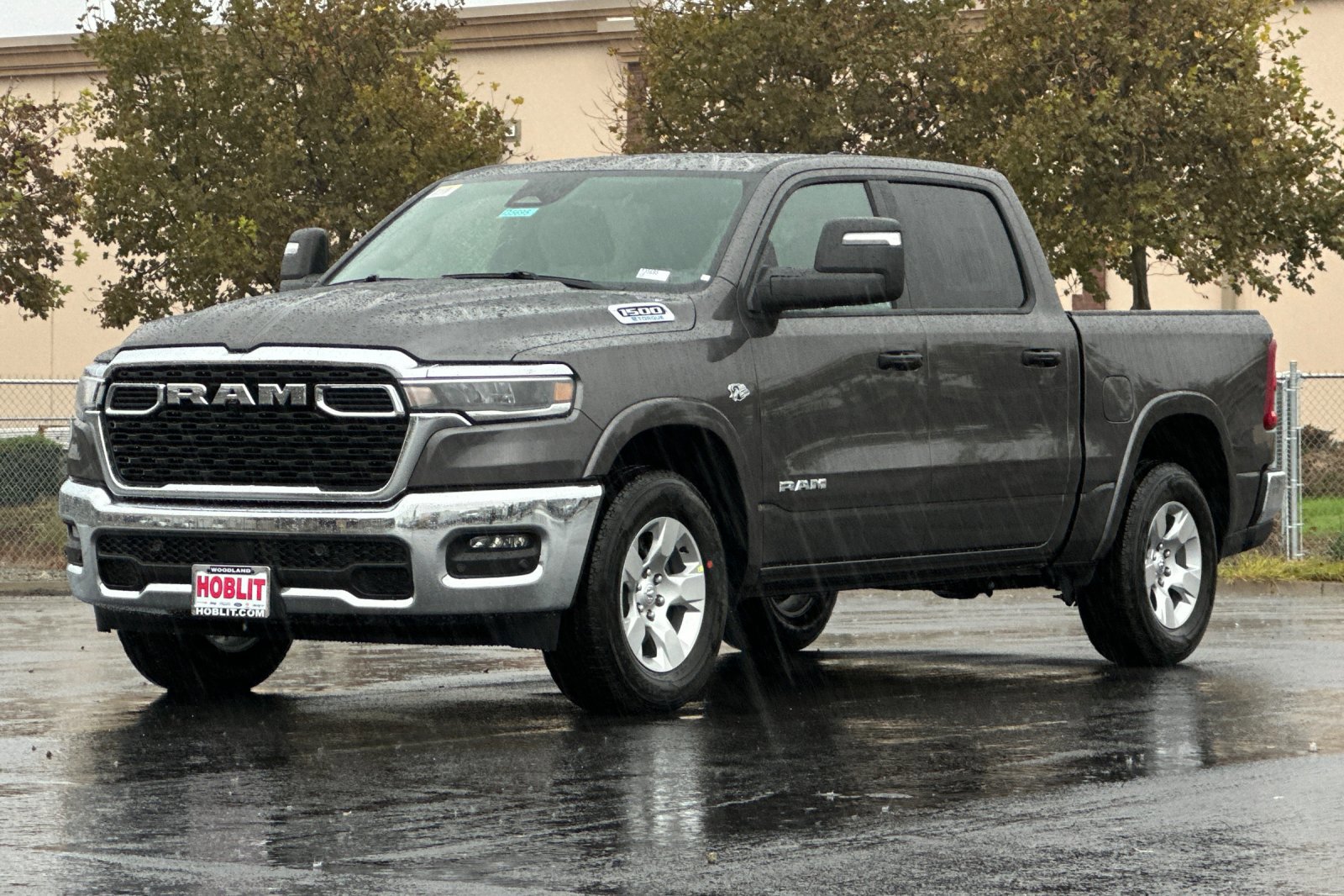 New 2026 RAM 1500 4x4 Crew Cab image 7