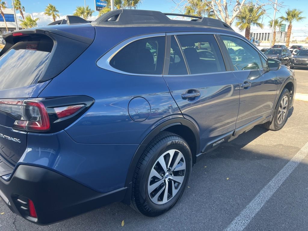 Used 2020 Subaru Outback Premium image 38
