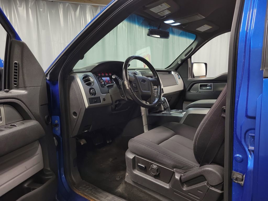 Used 2014 Ford F150 FX4 w/ Equipment Group 401A Mid AWD/4WD image 13