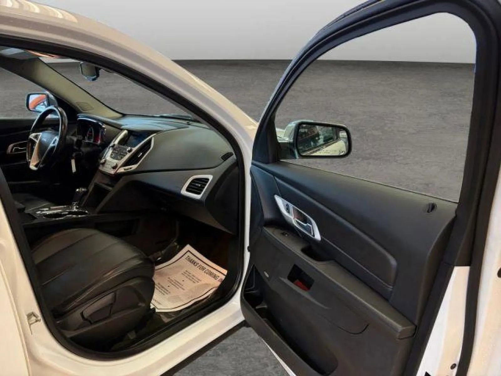 Used 2017 GMC Terrain SLT w/ Driver Alert Package I image 16