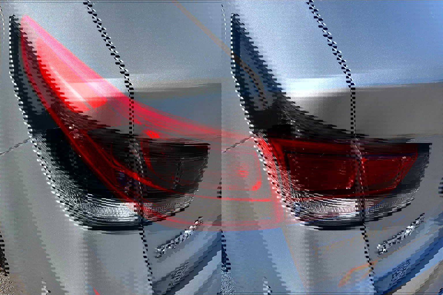 Used 2020 Kia Optima LX image 28