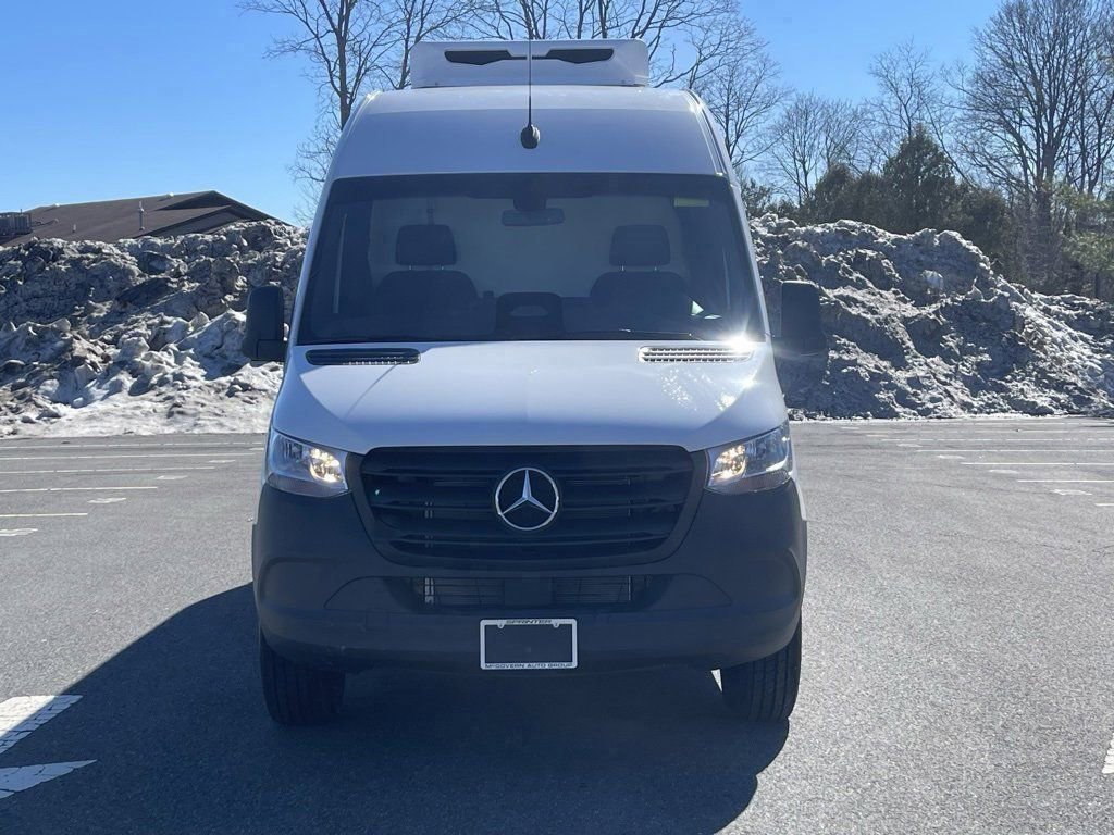 New 2025 Mercedes-Benz Sprinter 2500 image 1