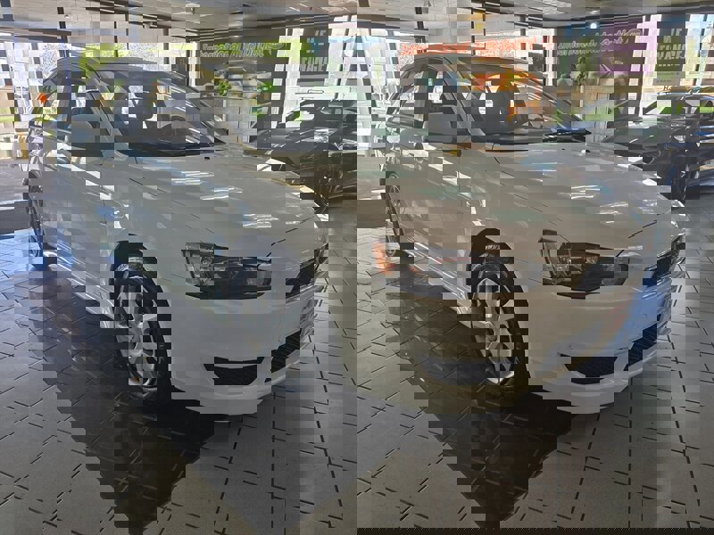 Used 2014 Mitsubishi Lancer ES image 3