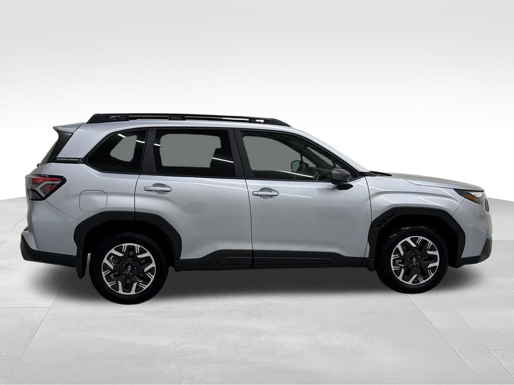 Used 2026 Subaru Forester Premium AWD/4WD image 8