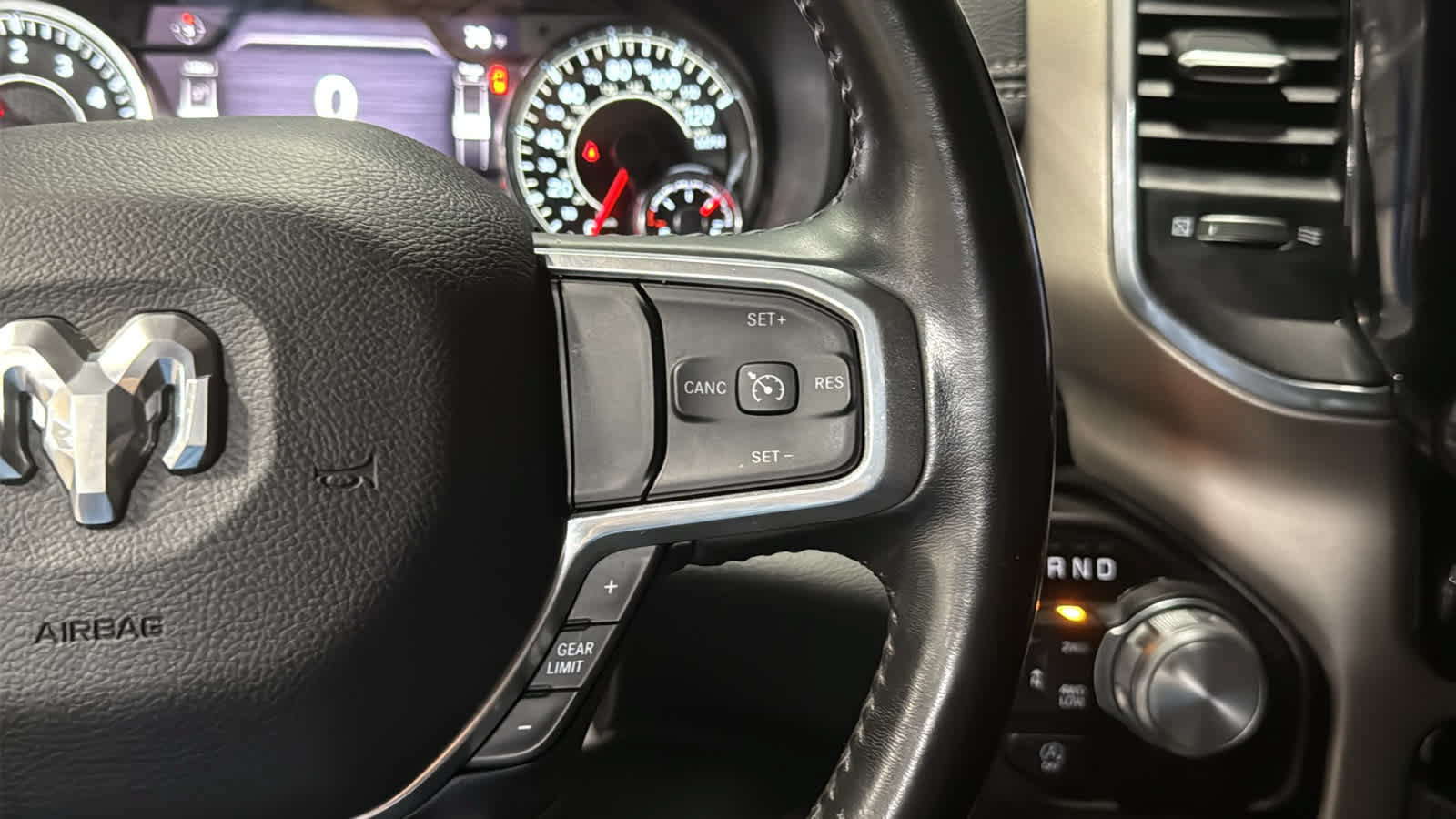 Used 2021 RAM 1500 Laramie AWD/4WD image 13