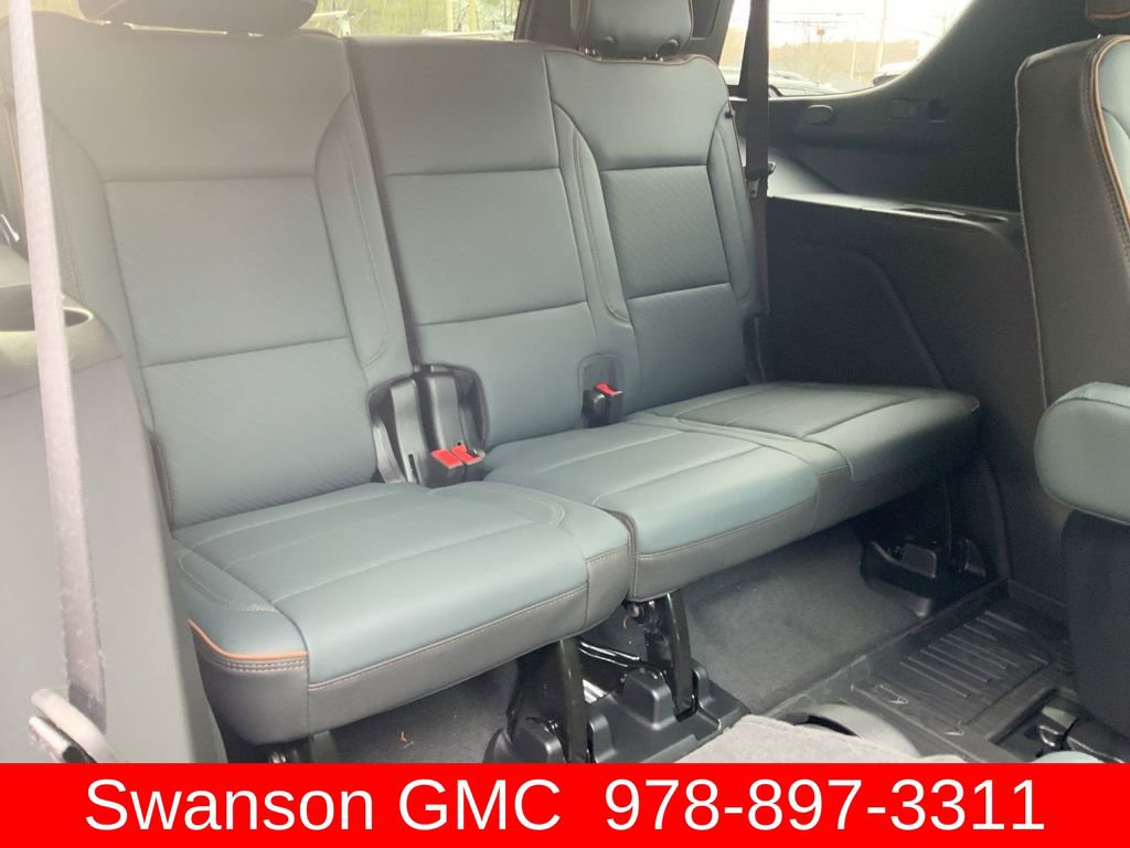 New 2026 GMC Yukon AT4 w/ AT4 Premium Package image 32