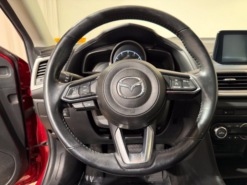 Used 2017 MAZDA MAZDA3 Touring FWD image 20